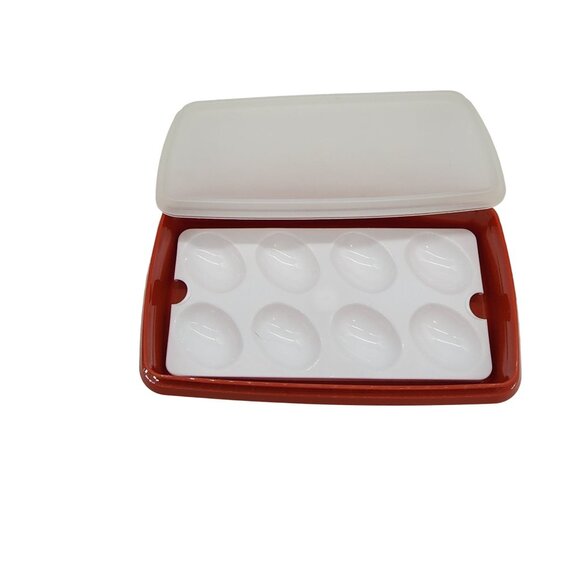 Tupperware Vintage Deli Keeper with egg tray - Picture 2 of 3